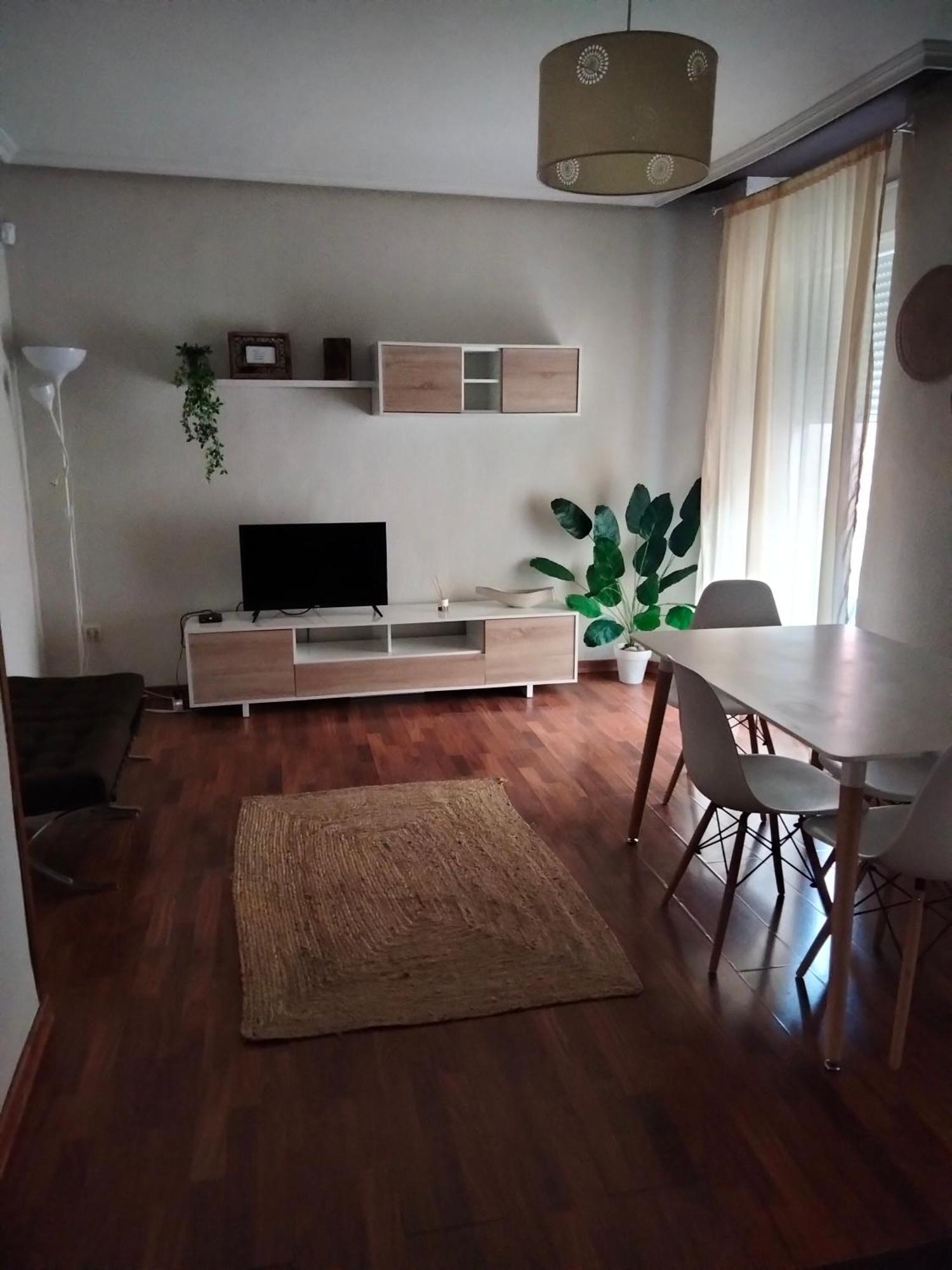 Delsan Apartment *