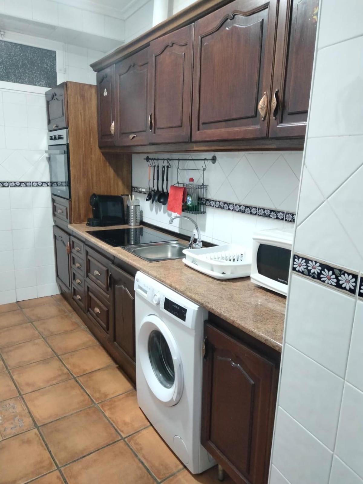 Delsan Apartment *